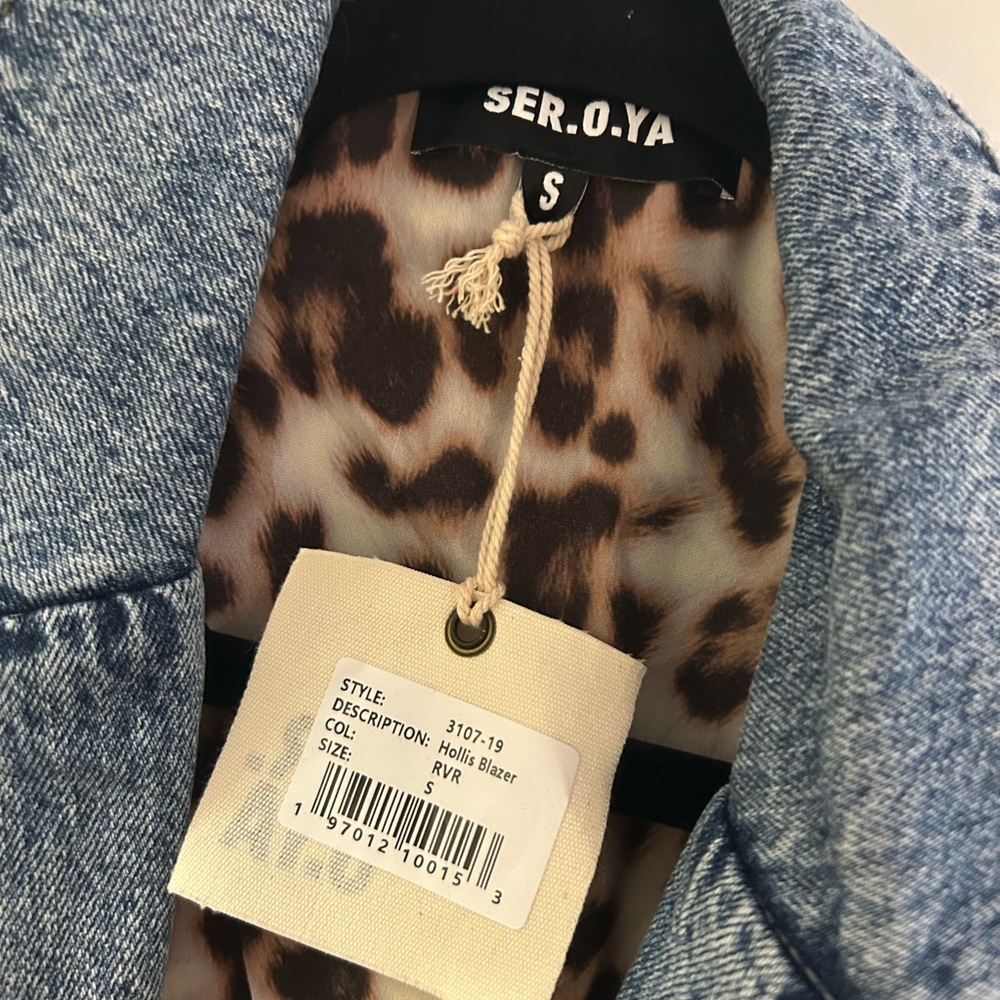SER.O.YA Hollis Blazer Distressed Blue Denim Jacket with Leopard Lining - Picture 2 of 6